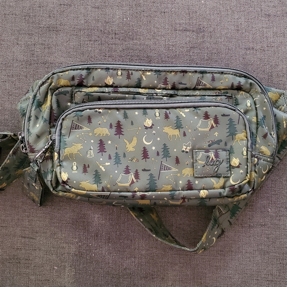 Lug Hitch Camp Green